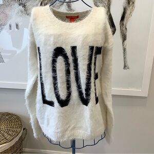 Women white eyelash LOVE sweater. Size small